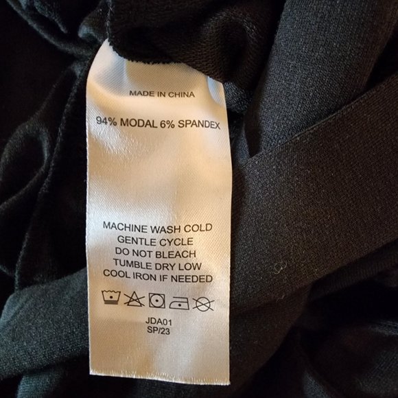 Quince French Terry Modal Maternity & Nursing Wrap Jumpsuit NWT Black Large - Picture 5 of 6